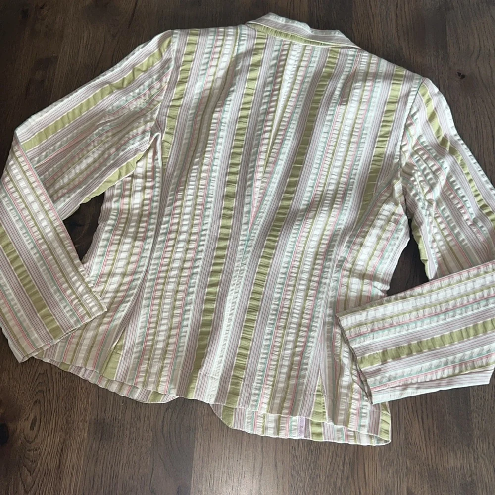 Cabi Women's Cream with Stripes Blazer Size 8